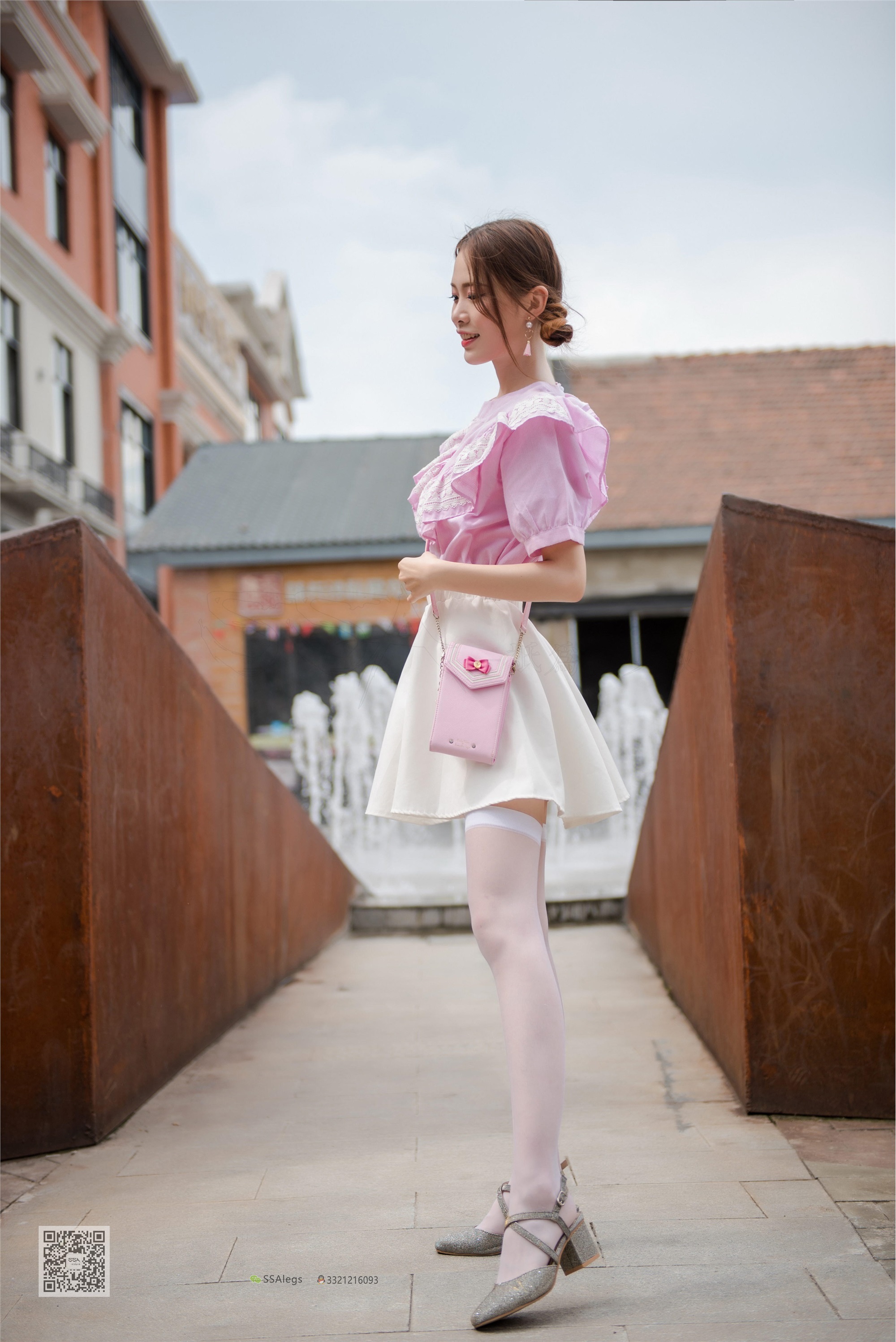 SSA silk society no.009 xiaoqiqi ultra thin 5D stockings Street Photo